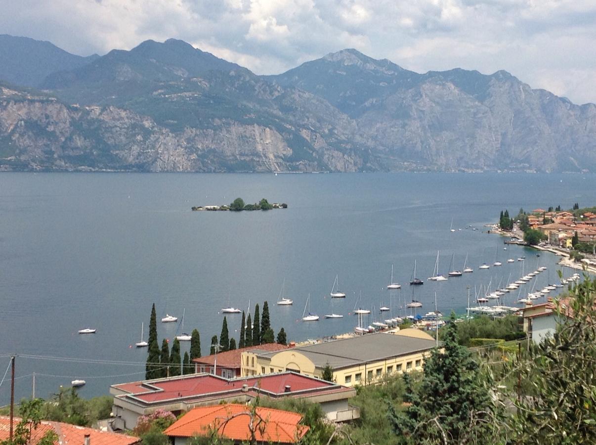 Hotel Carlo Brenzone sul Garda Exteriör bild